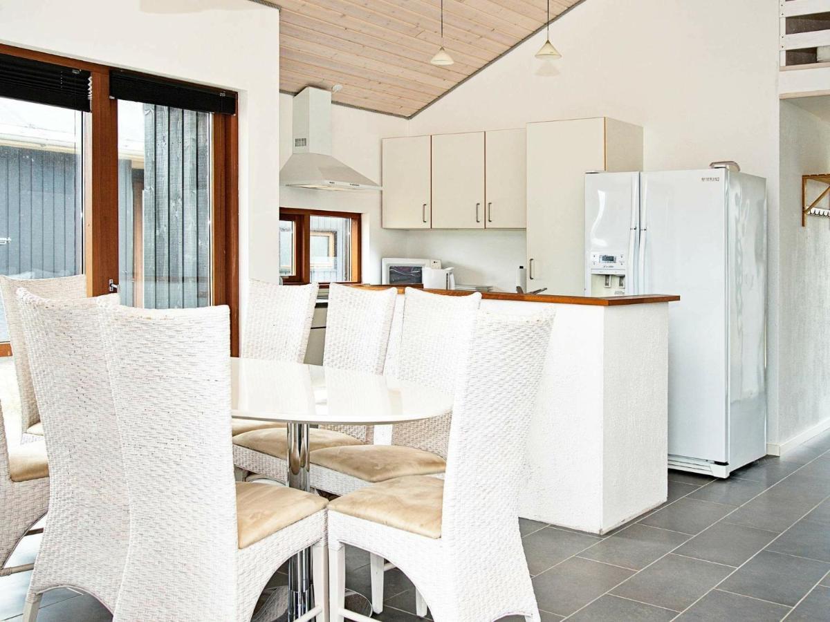 8 Person Holiday Home In Ulfborg Thorsminde 외부 사진